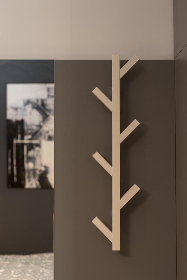 The Chic Minimalist - Apartment Iasi Eksteriør billede